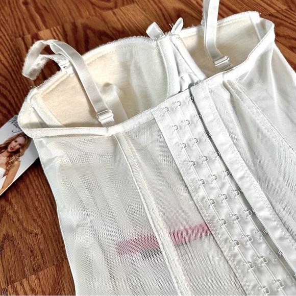 Seven ’til Midnight Lace Bustier & Thong Set White Size Medium - Picture 10 of 16